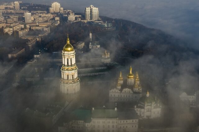 Ουκρανία: Έλεγχος των υπηρεσιών Ασφαλείας σε μοναστήρι για χρήση του ως “κέντρο του ρωσικού κόσμου”