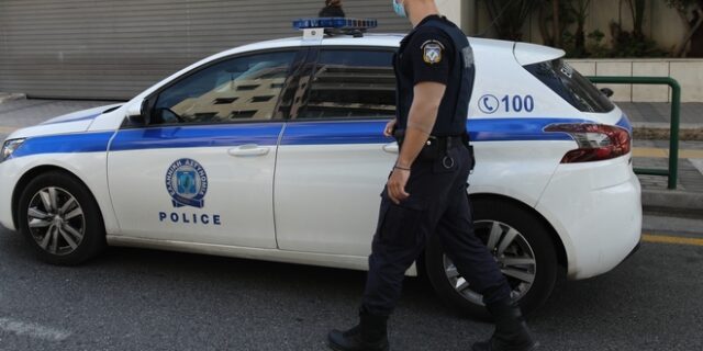 Σαντορίνη: Συνελήφθη αστυνομικός για παράνομες οικοδομικές εργασίες