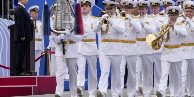 Ρωσία: Συνταγματάρχης βρέθηκε νεκρός στο γραφείο του – Τοπικά μέσα έκαναν λόγο για αυτοκτονία