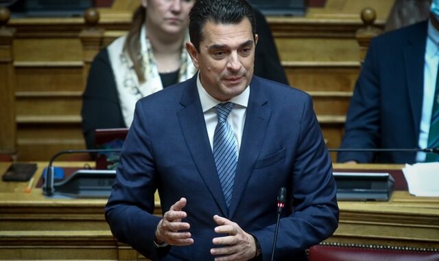 Χαρίτσης: Καταγγέλει το ΥΠΕΝ για διασπάθιση δημοσίου χρήματος – “17 εκατ. ευρώ σε έναν και μόνο τεχνικό σύμβουλο”