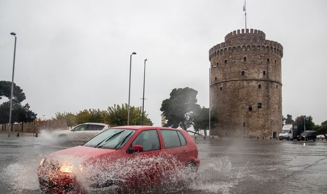 Καιρός Θεσσαλονίκη: Βροχές και καταιγίδες τοπικά ισχυρές