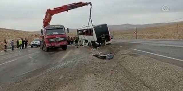Τουρκία: Τουλάχιστον επτά νεκροί από σύγκρουση λεωφορείου