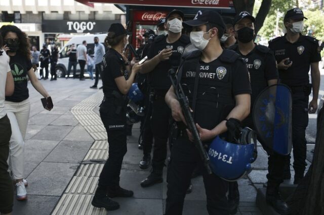 Τουρκία: Δεκάδες συλλήψεις υπόπτων για σχέσεις με τον ιεροκήρυκα Γκιουλέν