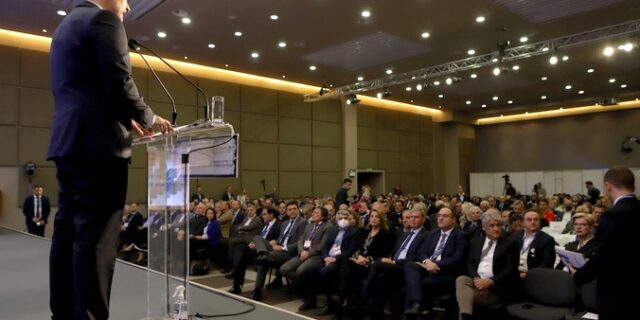 Συνέλευση ΞΕΕ: Λείπουν πάνω από 60.000 εργαζόμενοι από τα ελληνικά ξενοδοχεία