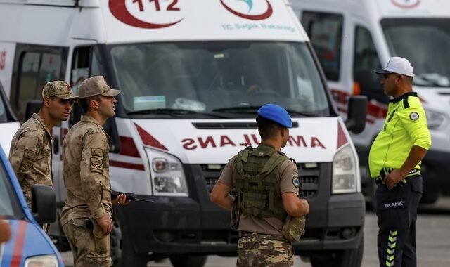 Τουρκία: Δύο νεκροί σε επίθεση με ρουκέτες κοντά στα σύνορα με τη Συρία