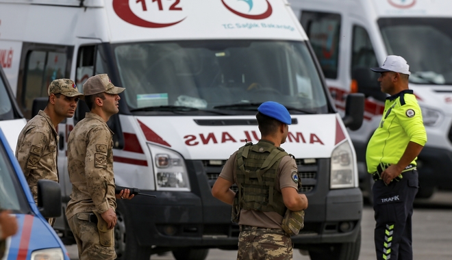 Τουρκία: Δύο νεκροί σε επίθεση με ρουκέτες κοντά στα σύνορα με τη Συρία
