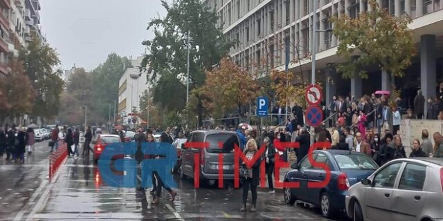 Θεσσαλονίκη: Τηλεφώνημα για βόμβα στα δικαστήρια – Εκκενώνεται το κτίριο