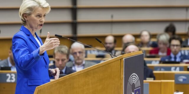 Ούρσουλα φον ντερ Λάιεν σε Μητσοτάκη: “Ανυπομονώ να συνεχίσουμε τη συνεργασία μας”