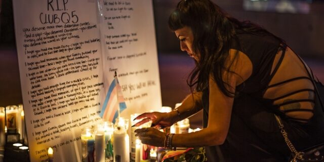 ΗΠΑ: Σε σοκ το Κολοράντο μετά το μακελειό σε κλαμπ – Πέντε νεκροί και δεκαοκτώ τραυματίες