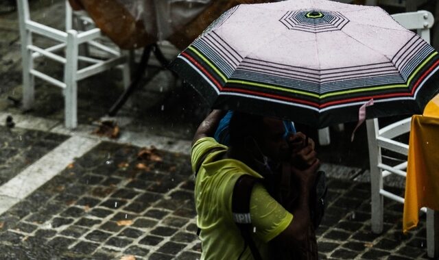 Καιρός Αθήνα: Βροχές την Πέμπτη – Βελτίωση από το μεσημέρι