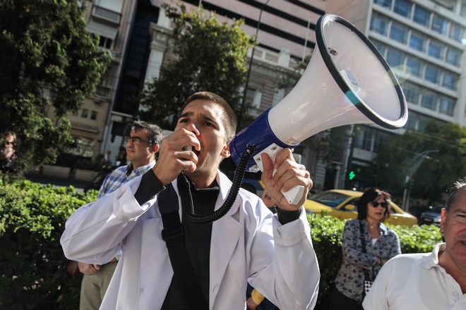 Ανεμβολίαστοι υγειονομικοί: Απόφαση-βόμβα του ΣτΕ για επιστροφή στο ΕΣΥ