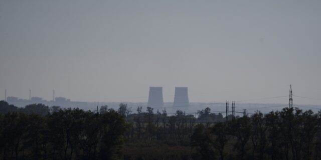 Η Ρωσία λέει ότι η Ουκρανία βομβαρδίζει τον πυρηνικό σταθμό της Ζαπορίζια