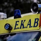 Λάρισα: Περιπέτεια για ασθενή – Ασθενοφόρο εγκλωβίστηκε στα νερά