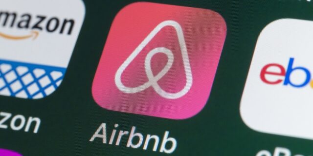 Airbnb: Κοινοποίηση πληροφοριών στην εφορία και παρακράτηση φόρου 21%, ζητά το Δικαστήριο της ΕΕ