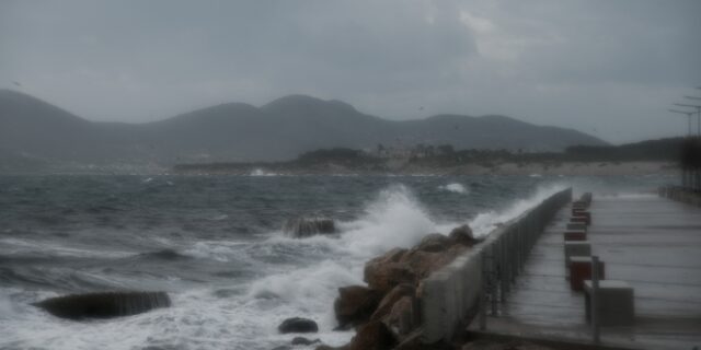 Απαγορευτικό απόπλου από Πειραιά, Ραφήνα και Λαύριο λόγω ισχυρών ανέμων