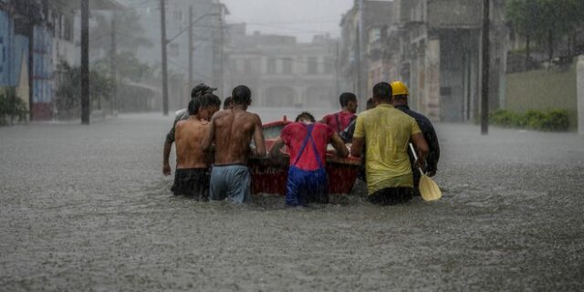 Όταν ο πλανήτης έπεσε στην “τέλεια καταιγίδα” της κλιματικής κρίσης