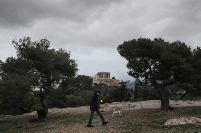 Καιρός Αθήνα: Νεφώσεις παροδικά αυξημένες