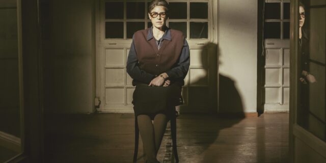 Είδαμε την παράσταση “Σωτηρία με Λένε” με την Κάτια Γκουλιώνη- Μία νύχτα πριν η Μπέλλου χάσει τη φωνή της