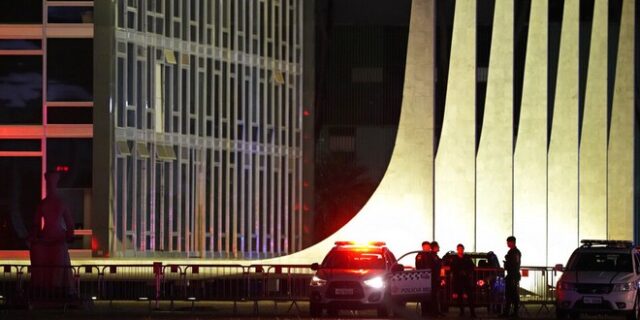 Βραζιλία: Οπαδός του Μπολσονάρο προσπάθησε να ανατινάξει βυτιοφόρο κοντά στο αεροδρόμιο