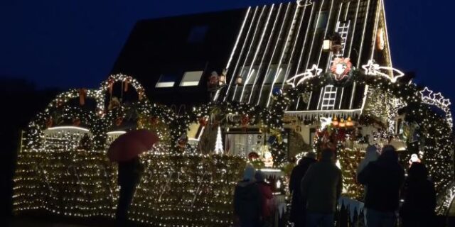 Γερμανία: Απειλούν ζευγάρι επειδή άναψε τα 60.000 λαμπάκια του χριστουγεννιάτικου στολισμού του σπιτιού