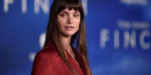 Charlbi Dean: Η 32χρονη ηθοποιός πέθανε από σήψη – Πώς σχετίζεται με τροχαίο προ 10 ετών
