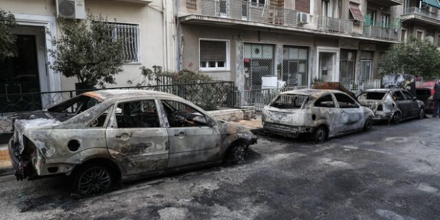 Εμπρηστική επίθεση σε αντιπροσωπεία αυτοκινήτων στην Υμηττού