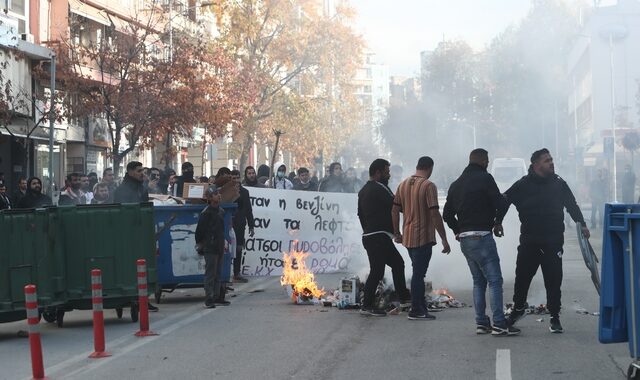 Έλληνες Ρομά: “Ίδιος ο πόνος για τον Κώστα, τον Σαμπάνη, τον Μάριο στο Μενίδι και το παιδί στις Σέρρες”