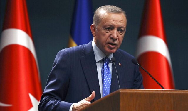 Επανέρχεται ο Ερντογάν: “Μην τα βάζετε μαζί μας – Μπορεί να έρθουμε ξαφνικά μια νύχτα”