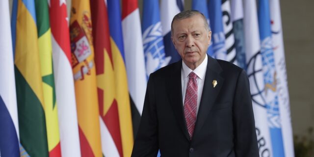 Νέα πρόκληση Ερντογάν: “Η Ελλάδα συμπεριφέρεται φασιστικά απέναντι στους πρόσφυγες”