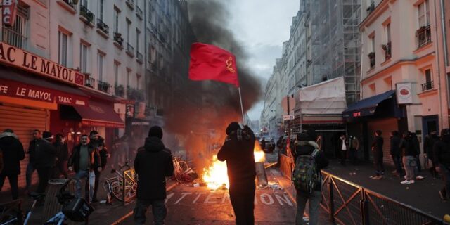 Γαλλία: “Βράζει” το Παρίσι – Επεισόδια μεταξύ Κούρδων και αστυνομίας μετά την φονική επίθεση