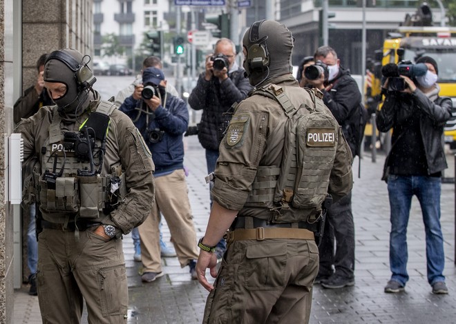Γερμανία: Συνελήφθησαν 25 ακροδεξιοί ως ύποπτοι για βίαιη έφοδο στο κοινοβούλιο