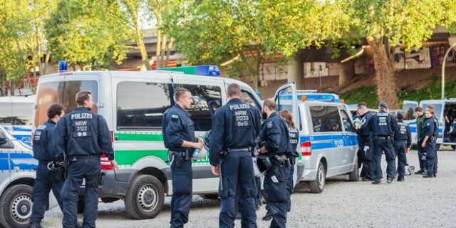 Γερμανία: Η ρωσική πρεσβεία απορρίπτει κάθε σχέση με την ακροδεξιά οργάνωση “Πολίτες του Ράιχ”