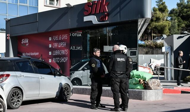 Γλυκά Νερά: Παραδόθηκαν οι δράστες που άνοιξαν πυρ έξω από βενζινάδικο