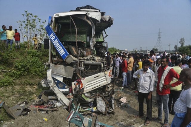Ινδία: Τουλάχιστον 10 νεκροί σε τροχαίο με σχολικό λεωφορείο – Ανάμεσά τους πολλά παιδιά