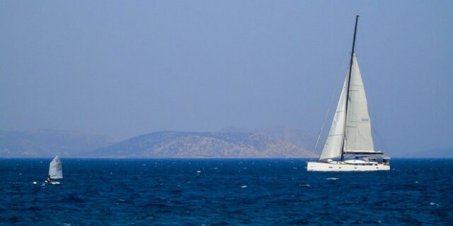 Λέρος: Ιστιοφόρο έμεινε ακυβέρνητο λόγω μηχανικής βλάβης