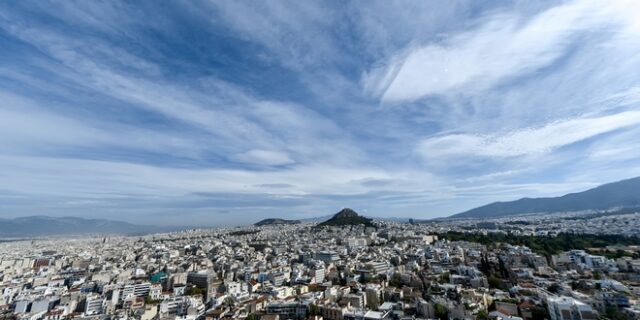 Καιρός Αθήνα: Αίθριος με θερμοκρασία έως 34 βαθμούς