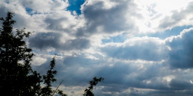 Καιρός: Αίθριος με πυκνές ομίχλες – Πώς θα είναι τα Θεοφάνεια