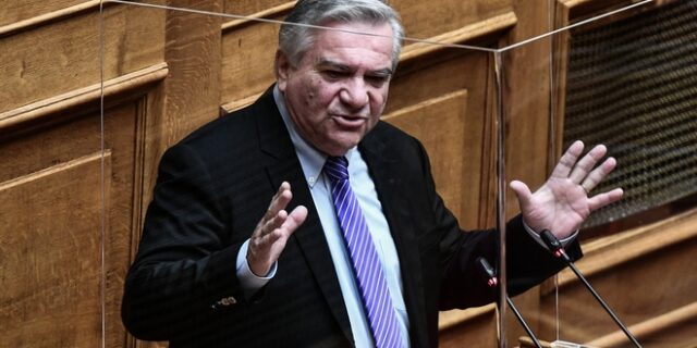 Καστανίδης κατά Ανδρουλάκη: “Η προσωπική προσβολή δεν κάμπτει την απόφασή μου να δώσω μέχρι τέλους τον αγώνα”