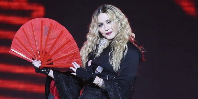 Madonna: Η kinky αμφίεση ύπνου της διχάζει τους θαυμαστές της