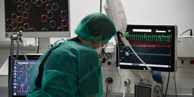 Κρήτη: 17χρονη νοσηλεύτεται στη ΜΕΘ μετά από γέννα – Εμφάνισε επιπλοκές