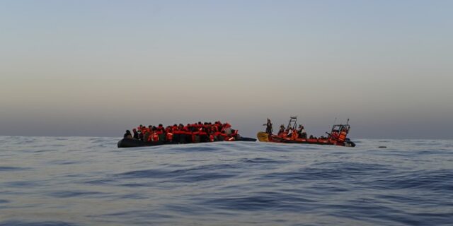 Μάγχη: Τέσσερις νεκροί μετανάστες σε ναυάγιο – Σε εξέλιξη επιχείρηση διάσωσης