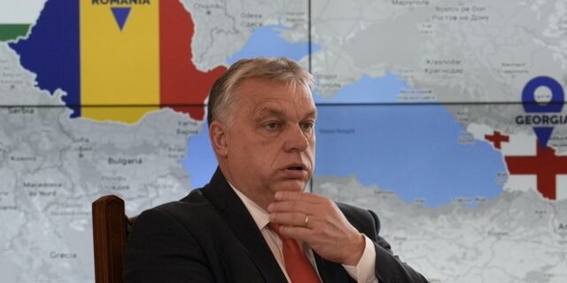 Ορμπαν στηρίζει Πούτιν: Η εξουσία του είναι πάντα σταθερή