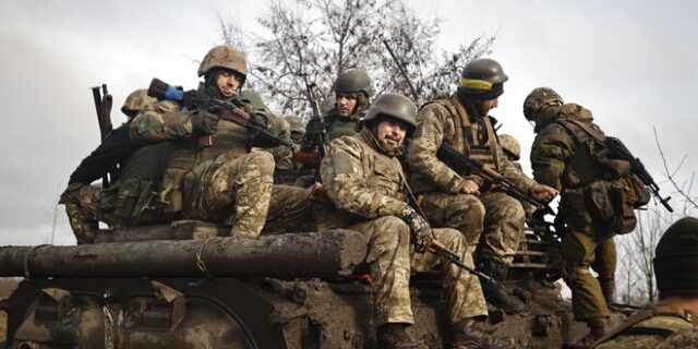 Η Ουκρανία έχασε 13.000 στρατιώτες από την έναρξη του πολέμου – Θολό τοπίο με τις απώλειες των Ρώσων