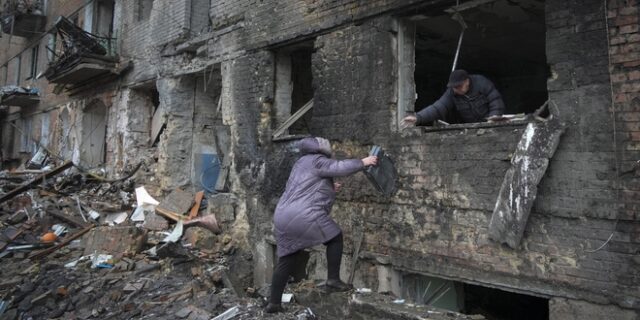Ουκρανία: Αναφορές για πολλές εκρήξεις στο Κίεβο – Τουλάχιστον ένας νεκρός