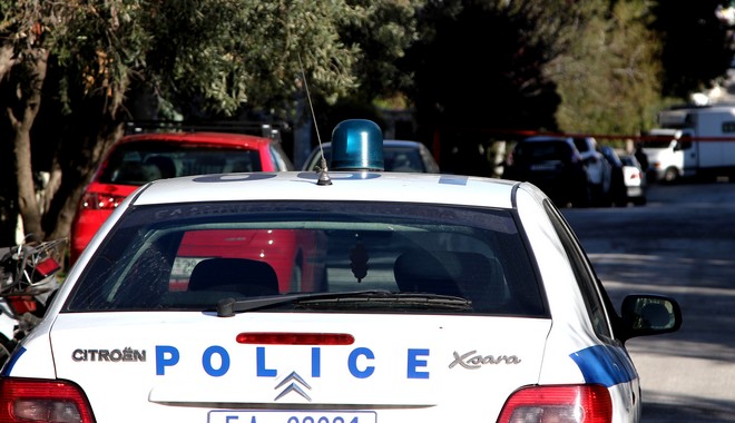 Θεσσαλονίκη: Καταδίωξη με πυροβολισμούς – Οδηγός πήγε να εμβολίσει περιπολικό