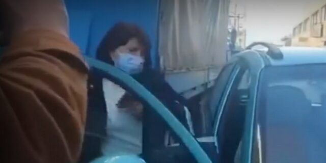 Κιβωτός του Κόσμου: Τα νεύρα της πρεσβυτέρας μπροστά στις κάμερες – “Ρε άντε φύγετε από εδώ”