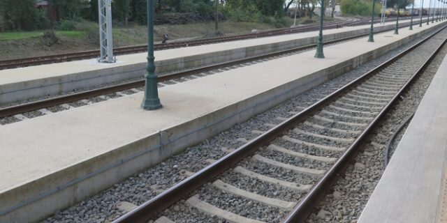 Δράμα: Σοβαρός τραυματισμός μετανάστη που παρασύρθηκε από αμαξοστοιχία