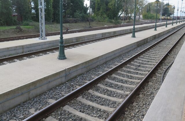 Δράμα: Σοβαρός τραυματισμός μετανάστη που παρασύρθηκε από αμαξοστοιχία