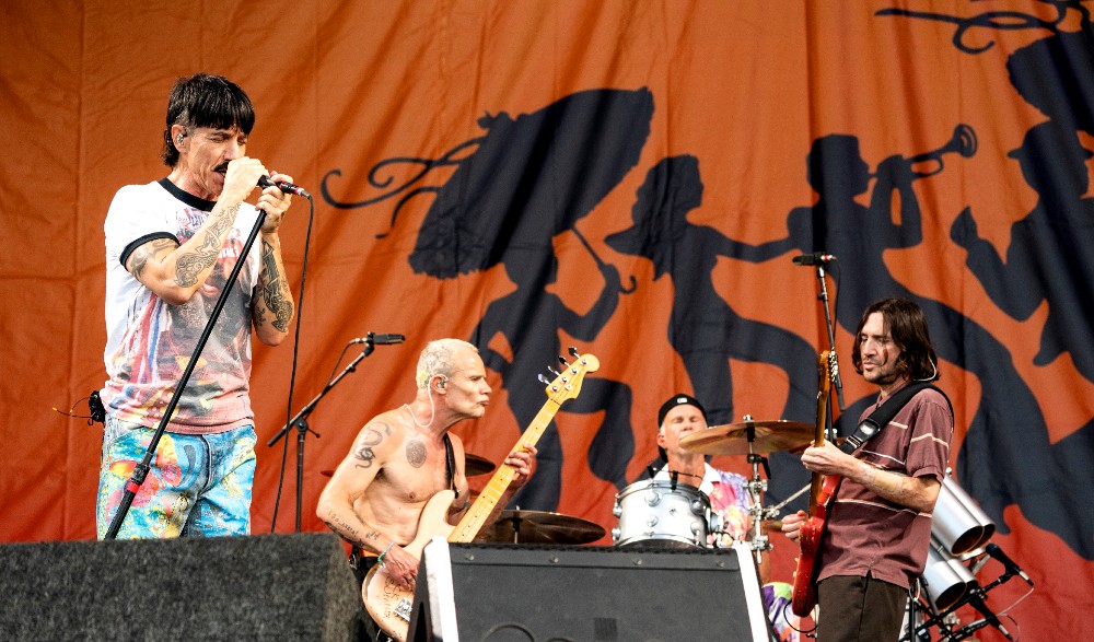 Red Hot Chili Peppers: Το τραγούδι που δεν “τους καθόταν”, αλλά το βίντεο ξεπέρασε το 1 δισ. προβολές