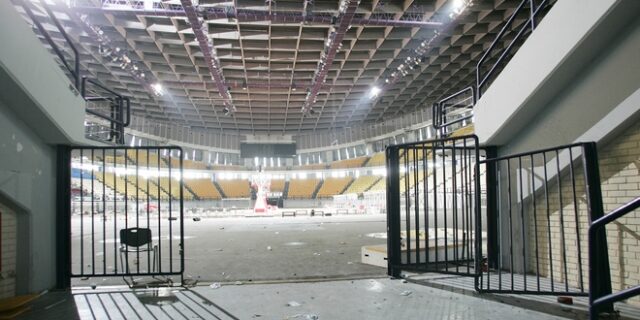 Ολυμπιακός – Παναθηναϊκός: Επεισόδια έξω από το ΣΕΦ